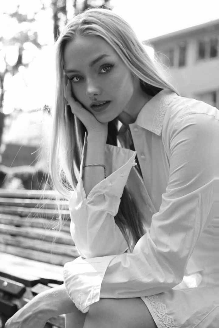Santa, mannequin femme, Emporio Models – photo 11
